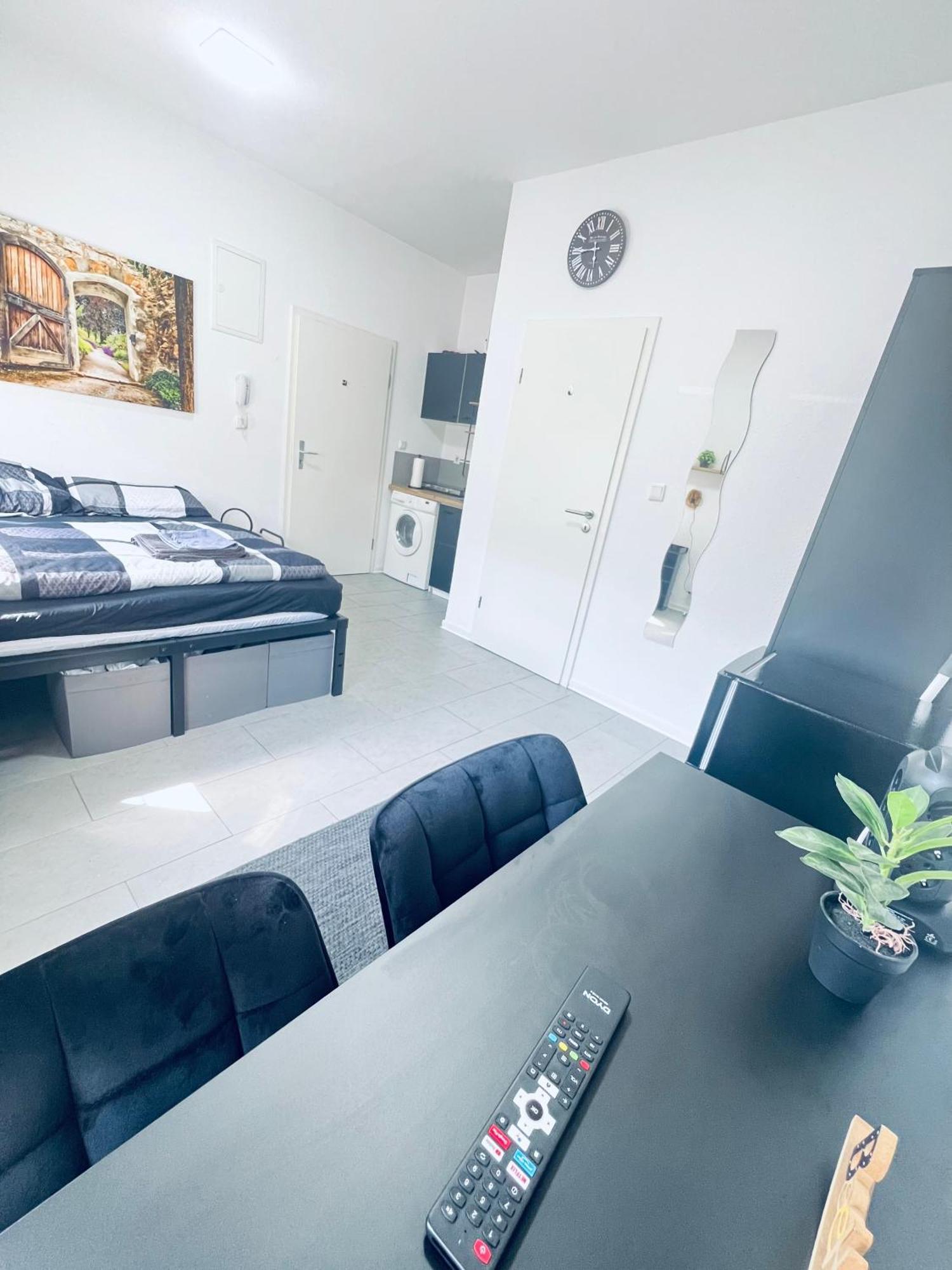 Traumhaftes 1-Zi Apartment Mit Gartennutzung Naehe Krefeld Hbf 외부 사진